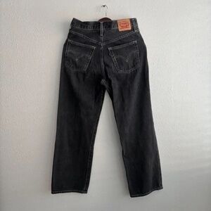 Levi's Women's Black Snap Ribcage Straight Ankle Jeans with White Stitching